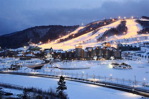 휘닉스 평창: 겨울의 낭만과 여름의 활력을 동시에 느낄 수 있는 곳